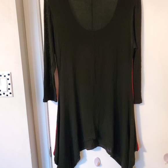 Selling Women's Striped Dress/Top With 3/4 Length Sleeves - Picture 2 of 11